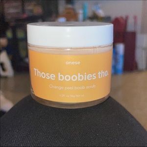 Anese those boobies tho